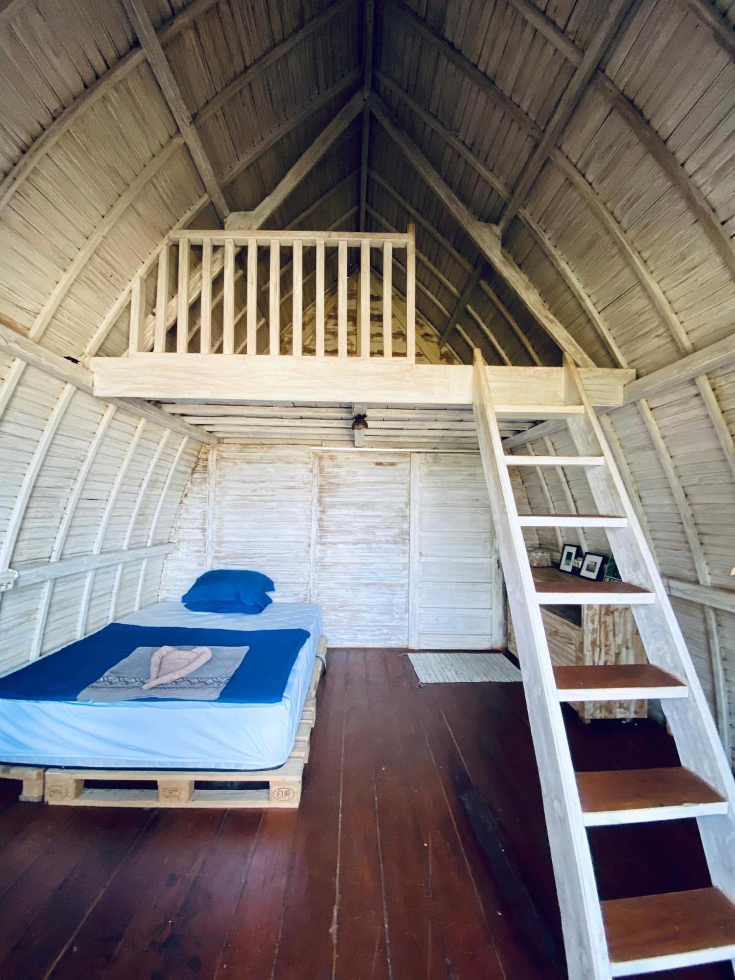 Dikaloha Surfschool And Stay Airsatang Exterior photo